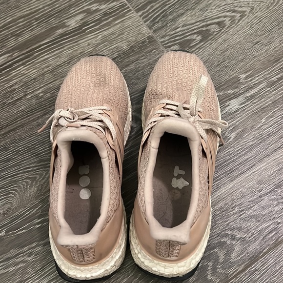 Adidas Ultra Boost!!! - Picture 2 of 3